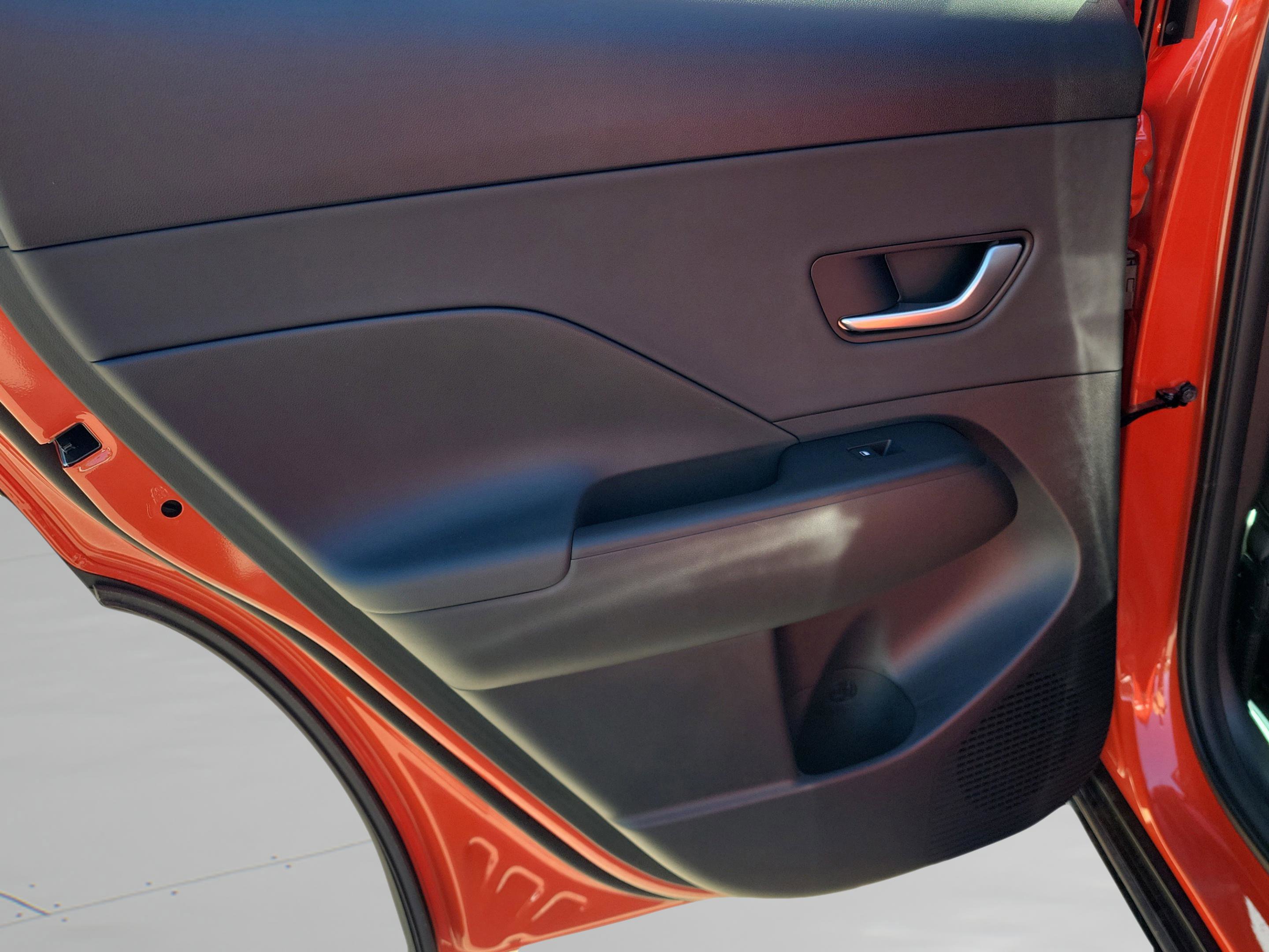 New 2026 Hyundai Kona SEL Premium image 9