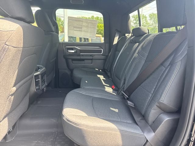 New 2026 RAM 3500 Big Horn AWD/4WD image 22