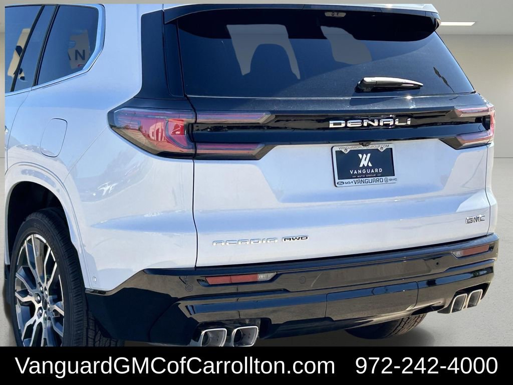 New 2026 GMC Acadia Denali Ultimate w/ LPO, Floor Liner Package AWD/4WD image 6