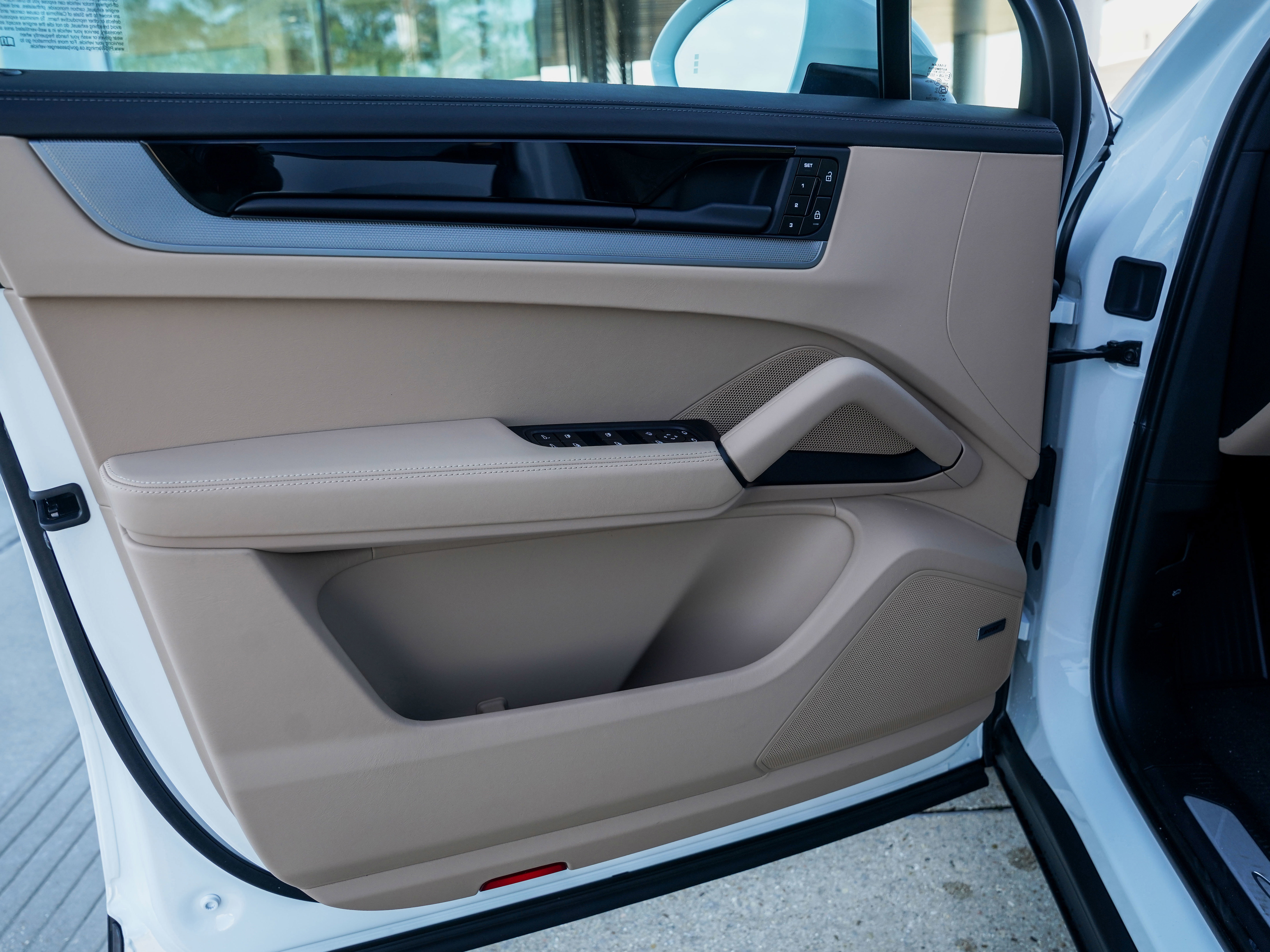 New 2026 Porsche Cayenne image 16