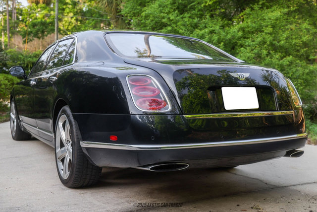 Used 2016 Bentley Mulsanne Speed RWD image 6