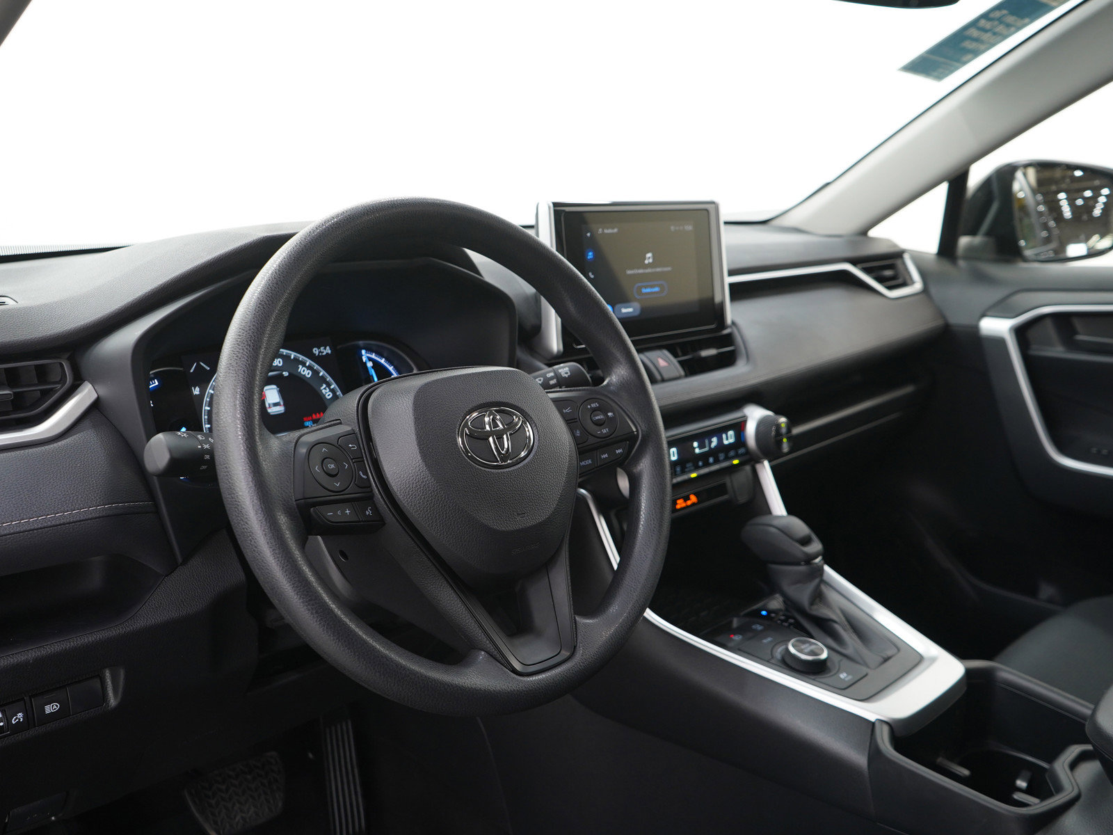 Used 2025 Toyota RAV4 LE AWD/4WD image 23