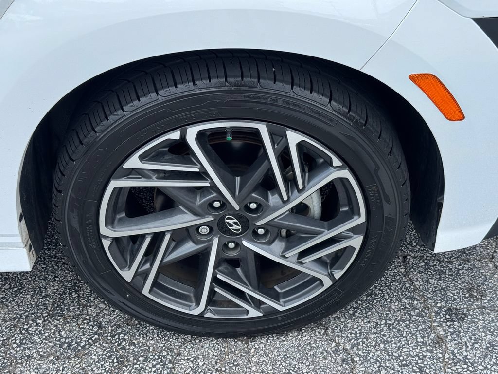 Used 2022 Hyundai Kona N Line w/ Tech Package AWD/4WD image 18