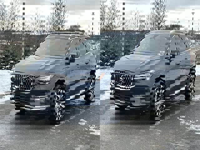 Used 2023 Volvo XC60 T8 Ultimate w/ Climate Package image 1