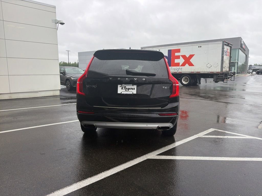 Used 2021 Volvo XC90 T6 Momentum w/ Protection Package Premier AWD/4WD image 3