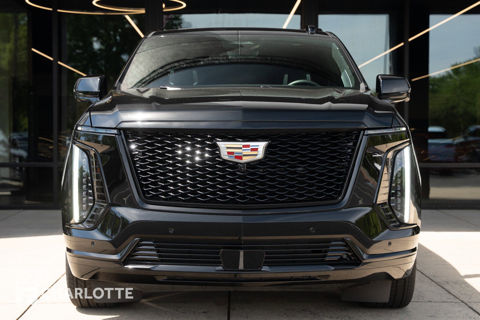 Used 2025 Cadillac Escalade Sport Platinum w/ LPO, Floor Liner Package AWD/4WD image 4