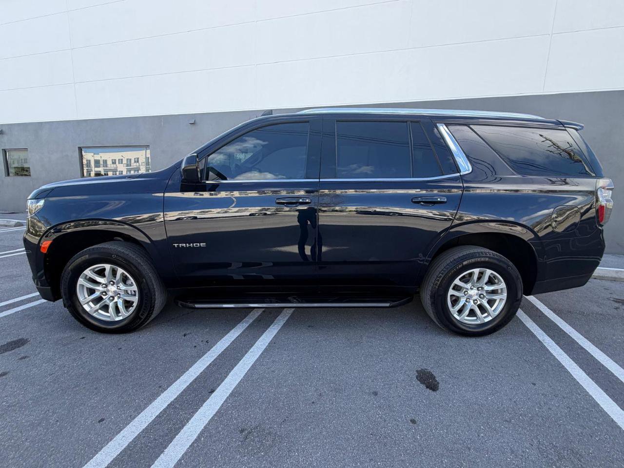 Used 2024 Chevrolet Tahoe LS image 14