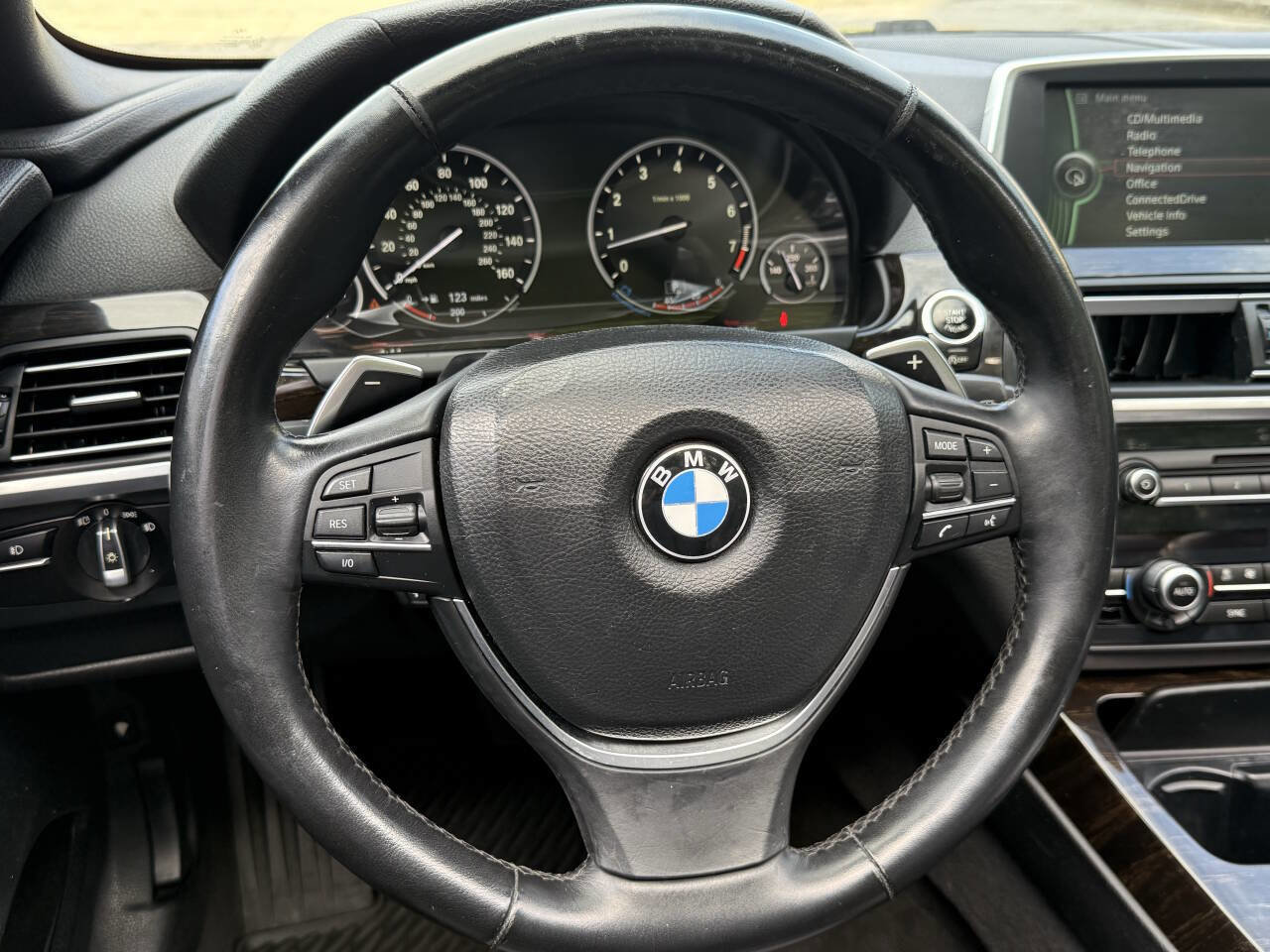 Used 2013 BMW 650i xDrive 650i xDrive AWD 2dr Convertibl w/ Cold Weather Pkg image 16
