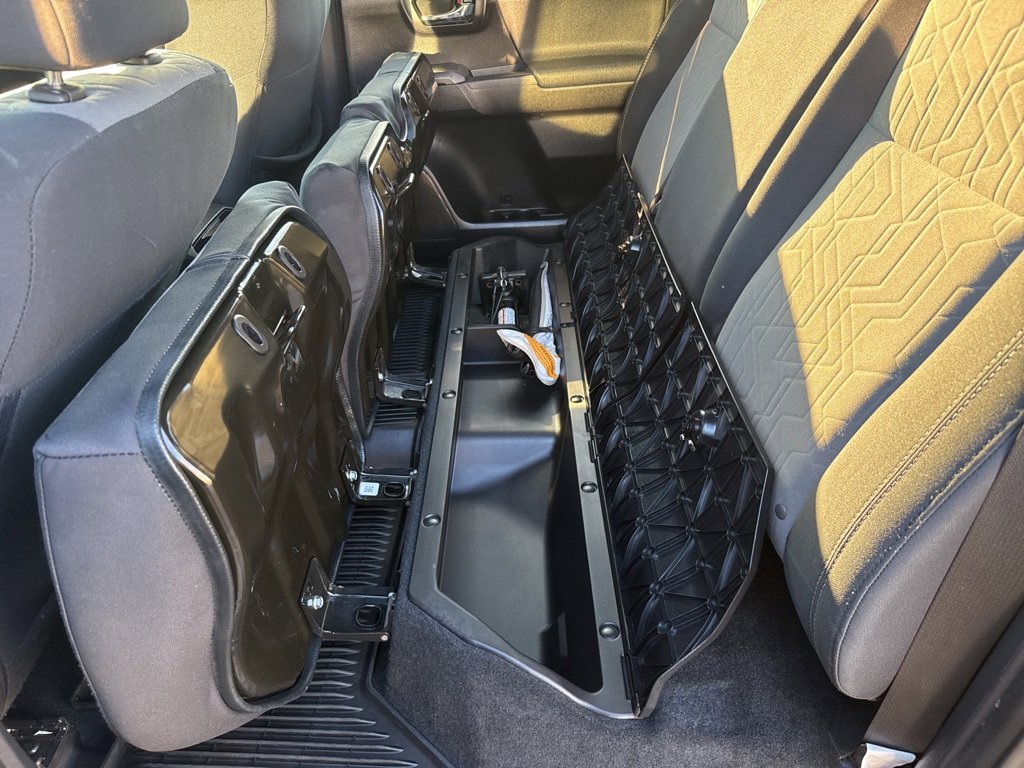 Used 2020 Toyota Tacoma TRD Sport image 26