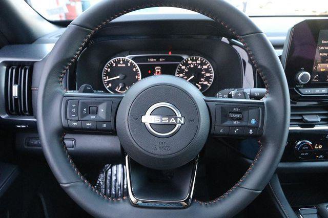 Used 2025 Nissan Pathfinder Rock Creek image 13