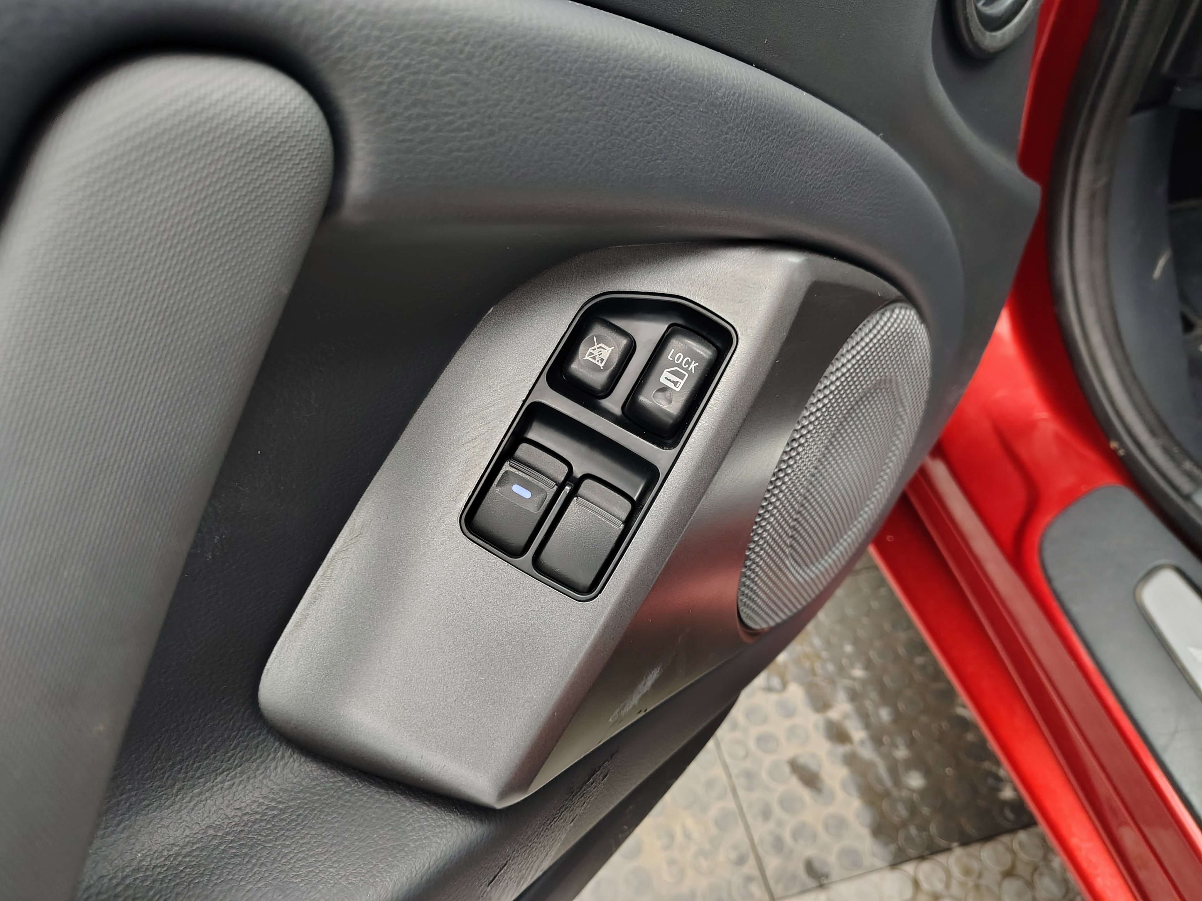 Used 2011 Mitsubishi Eclipse GS Sport image 23