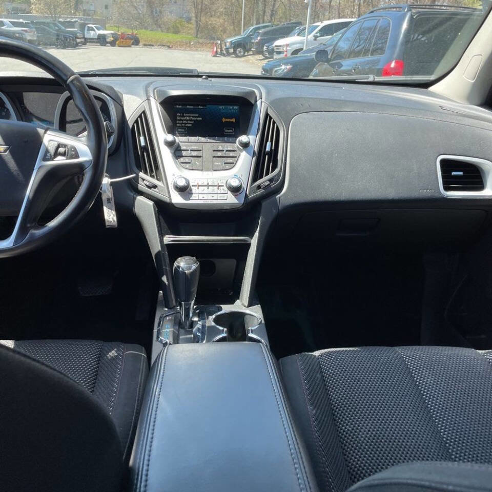 Used 2017 Chevrolet Equinox LT w/ Convenience Package image 26