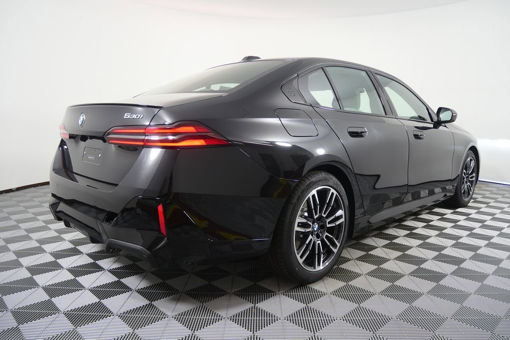 New 2026 BMW 530i w/ M Sport Package image 3