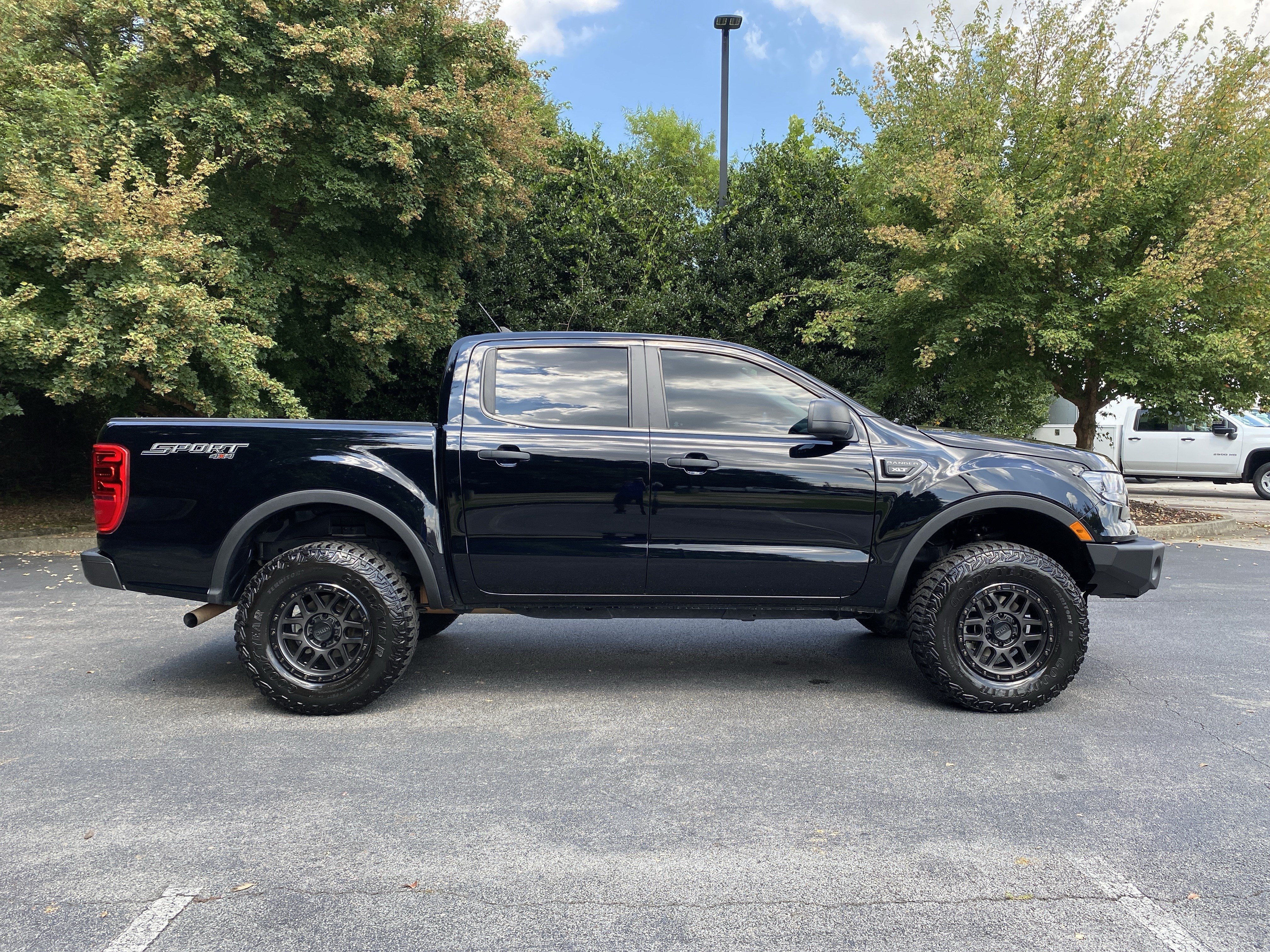 Used 2022 Ford Ranger XLT w/ Equipment Group 301A Mid AWD/4WD image 10