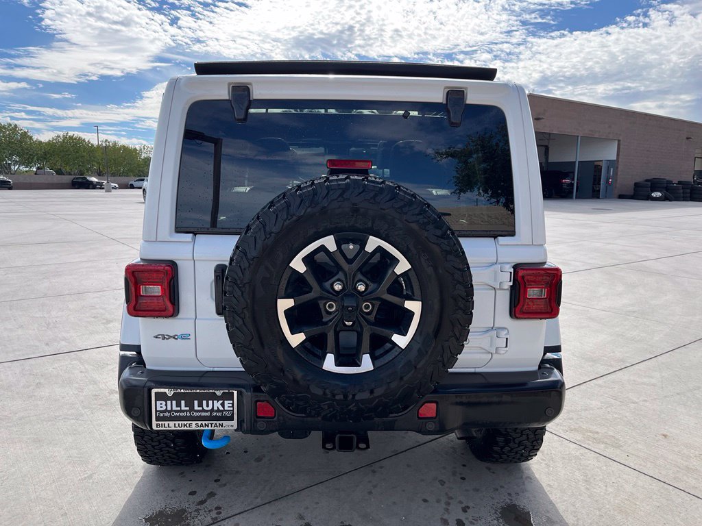 Used 2024 Jeep Wrangler Unlimited Rubicon 4xe AWD/4WD image 9