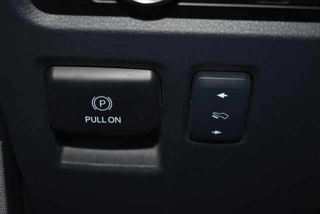 Used 2023 Ford F150 Lariat w/ Equipment Group 502A High image 19
