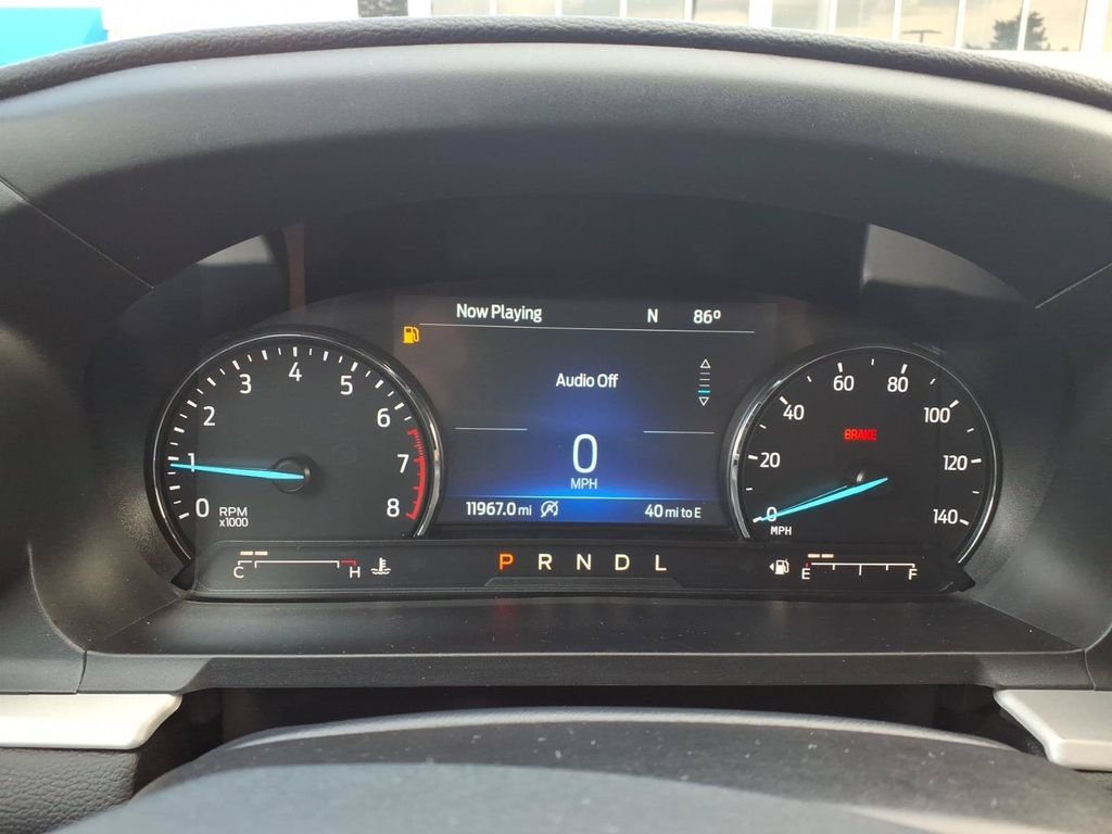 Used 2024 Ford Explorer XLT w/ Equipment Group 202A AWD/4WD image 19