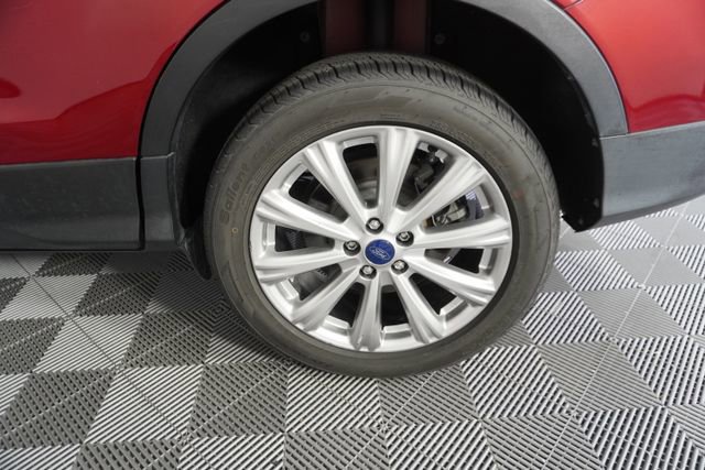 Used 2017 Ford Escape Titanium image 18