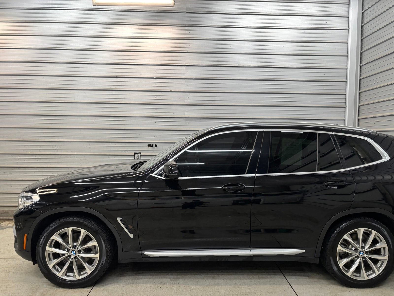Used 2019 BMW X3 xDrive30i w/ Convenience Package AWD/4WD image 3
