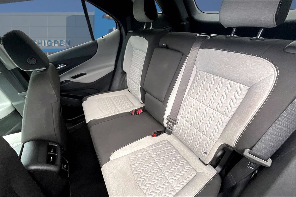 Used 2022 Chevrolet Equinox LT w/ Driver Convenience Package FWD image 22