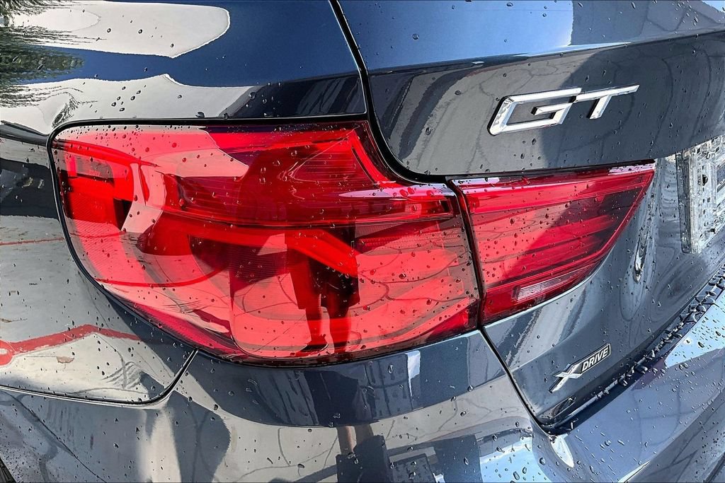 Used 2017 BMW 330i Gran Turismo xDrive AWD/4WD image 23