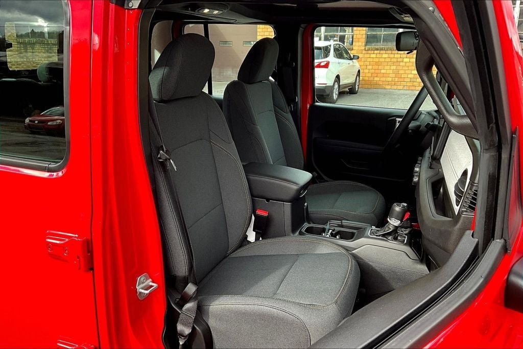 New 2026 Jeep Gladiator Sport AWD/4WD image 8