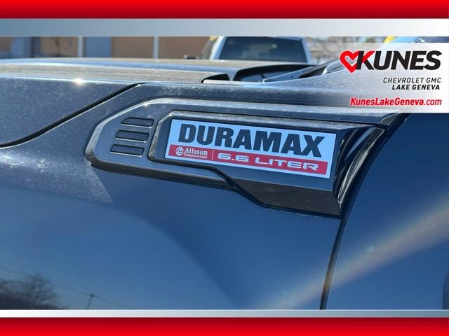 Used 2024 GMC Sierra 2500 AT4 image 8