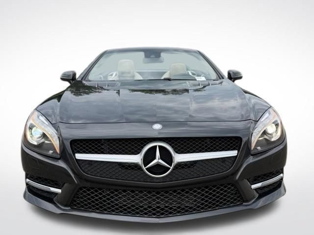 Used 2013 Mercedes-Benz SL 550 image 2