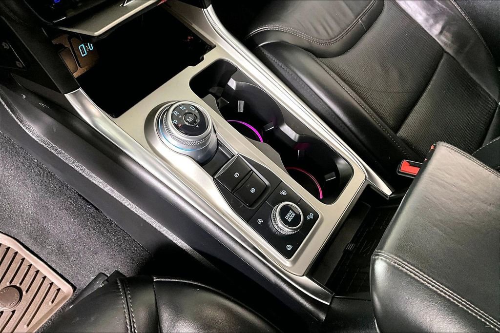 Used 2021 Ford Explorer Platinum w/ Equipment Group 601A image 17