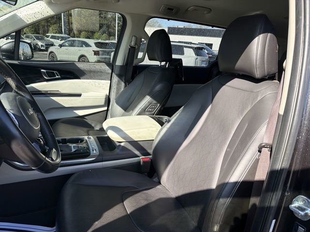 Used 2022 Kia Carnival SX image 11