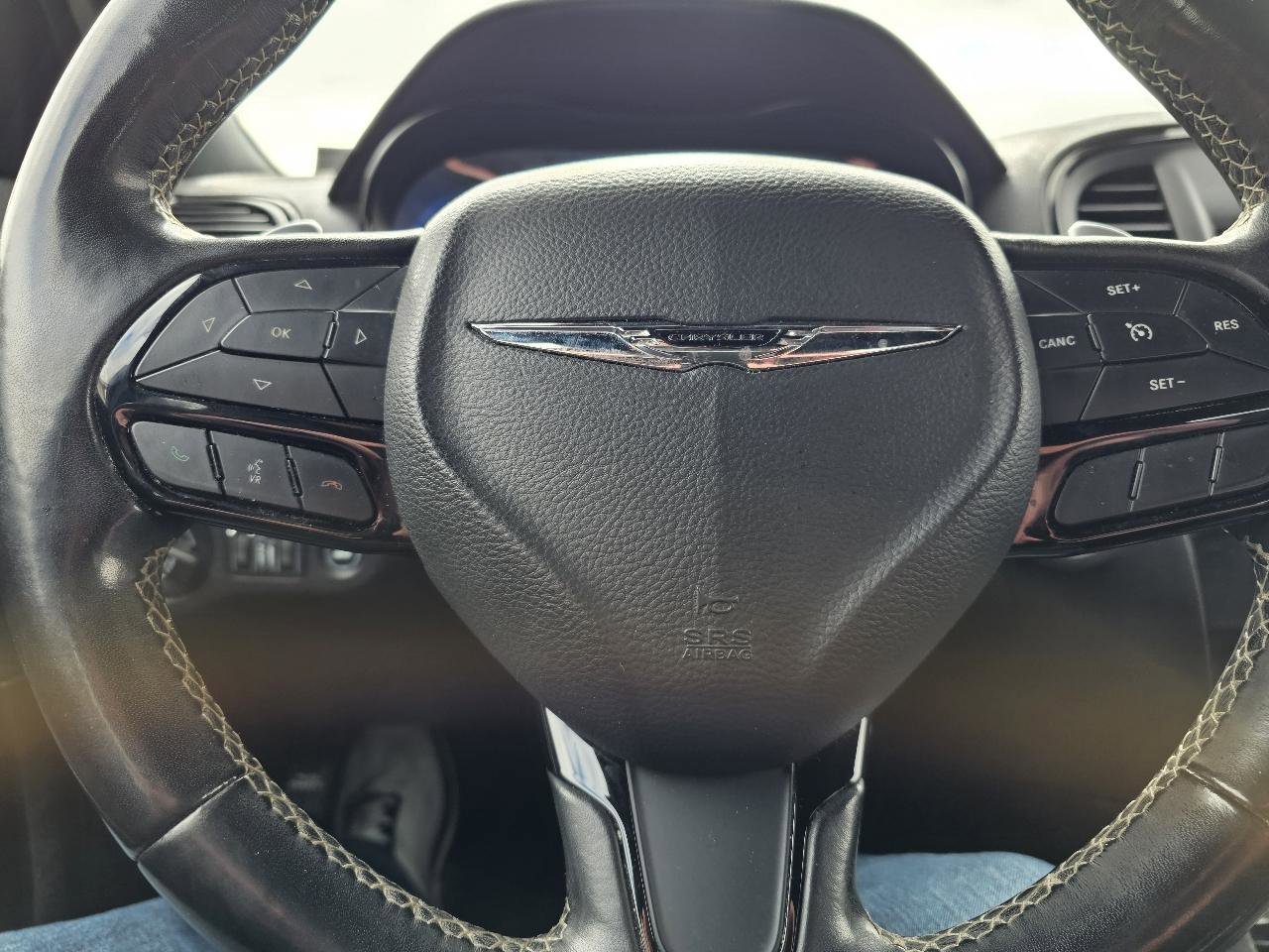 Used 2019 Chrysler 300 S image 9