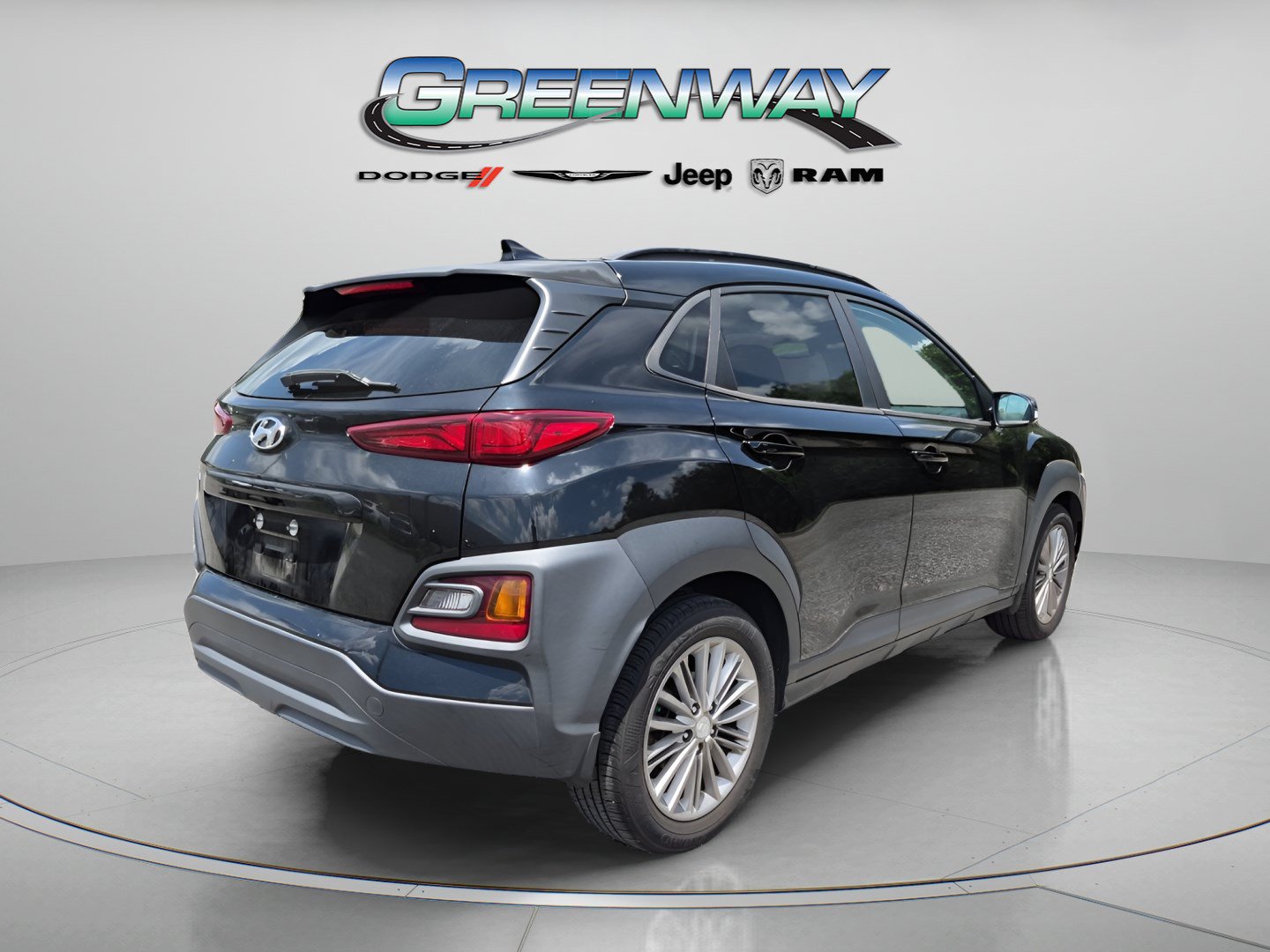 Used 2019 Hyundai Kona SEL w/ SEL Tech Package 02 FWD image 3