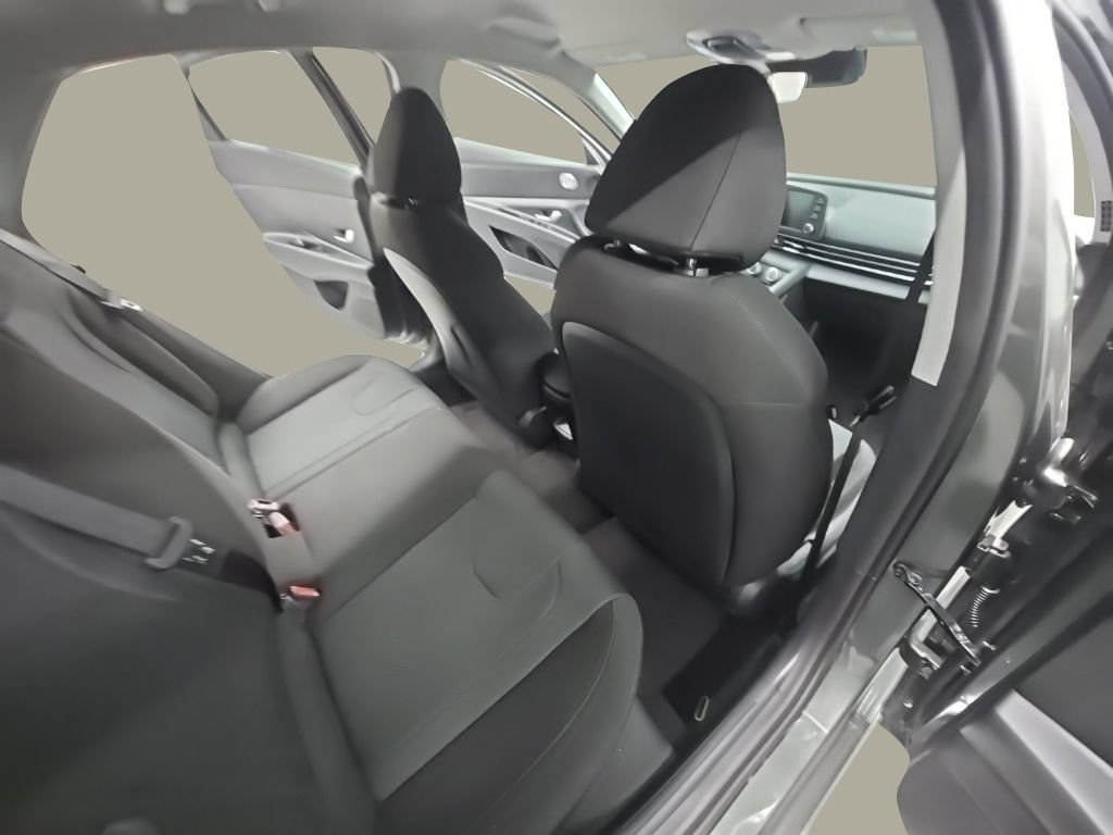 New 2026 Hyundai Elantra SE FWD image 22
