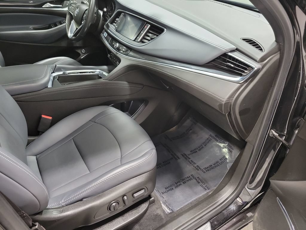 Used 2023 Buick Enclave Essence w/ Experience Buick Package AWD/4WD image 23