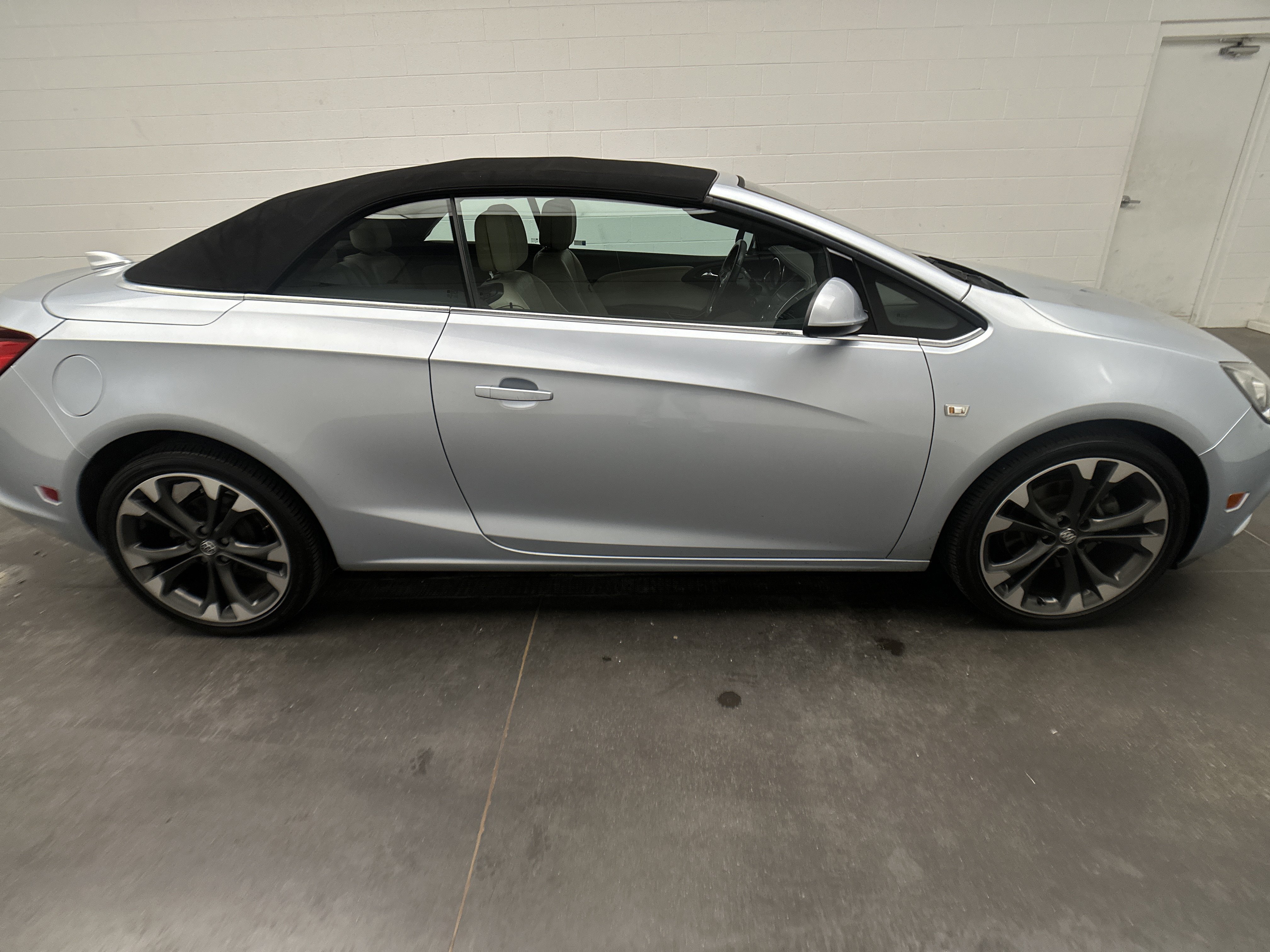 Used 2016 Buick Cascada Premium FWD image 10