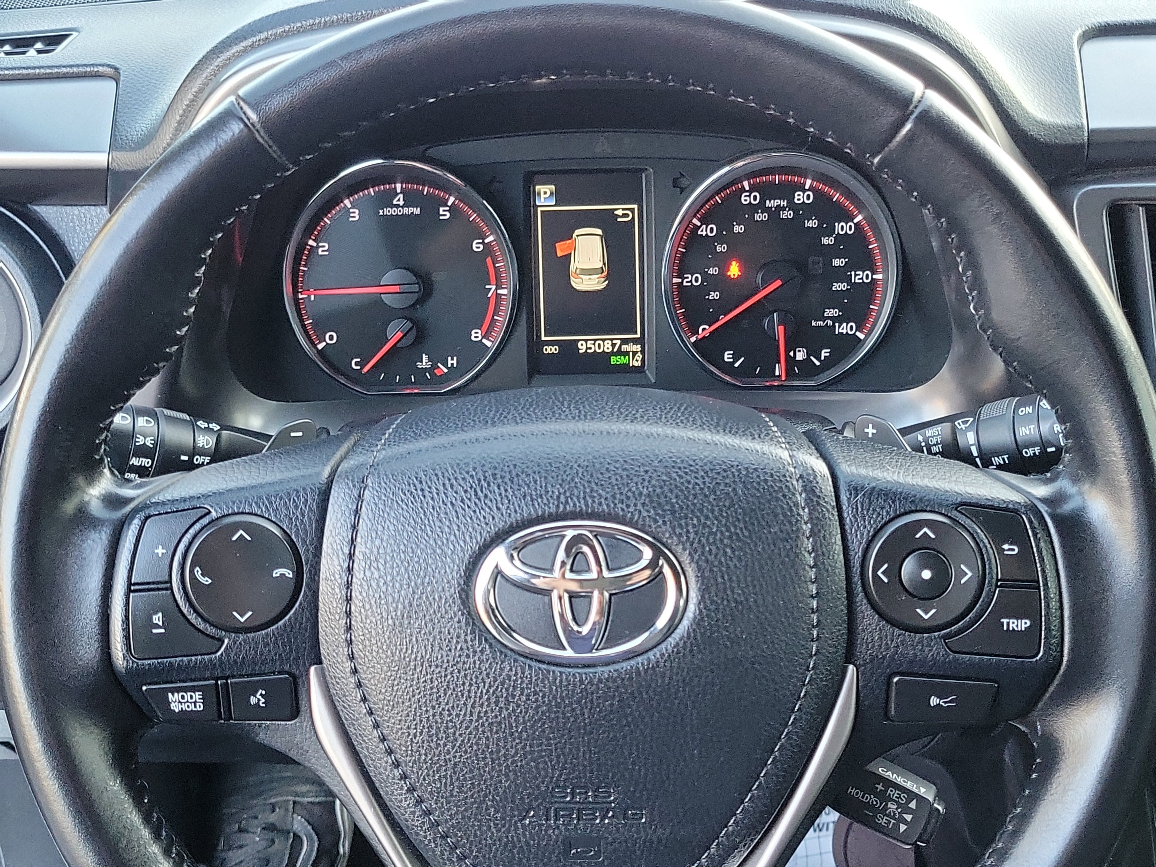 Used 2018 Toyota RAV4 SE w/ Power Extra Value Package FWD image 10