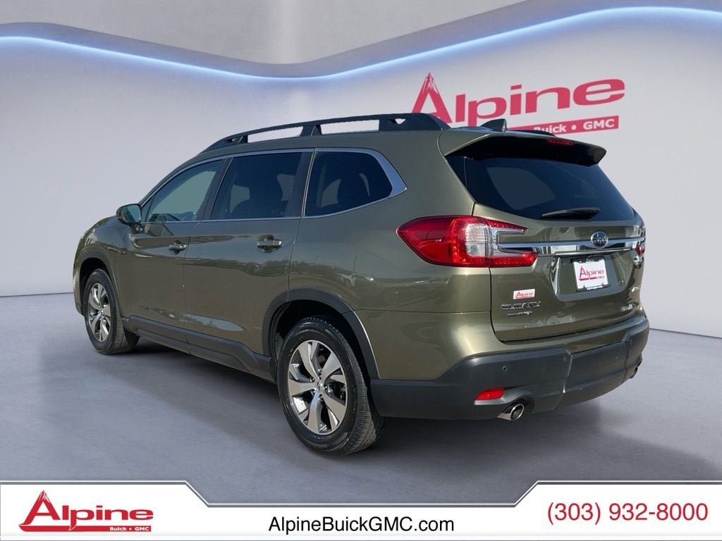 Used 2025 Subaru Ascent Premium AWD/4WD image 3