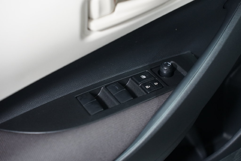 New 2027 Toyota Corolla LE FWD image 29
