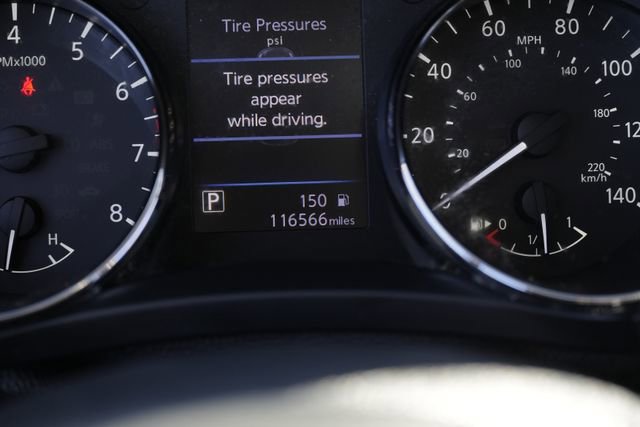 Used 2018 Nissan Rogue SV w/ Premium Package image 43