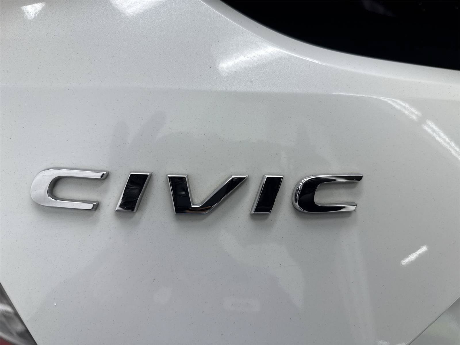 Used 2019 Honda Civic Sport image 17