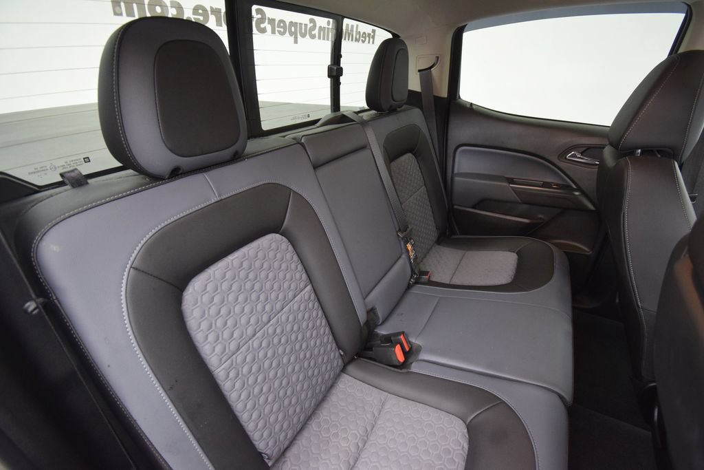 Used 2022 Chevrolet Colorado Z71 w/ Safety Package AWD/4WD image 23
