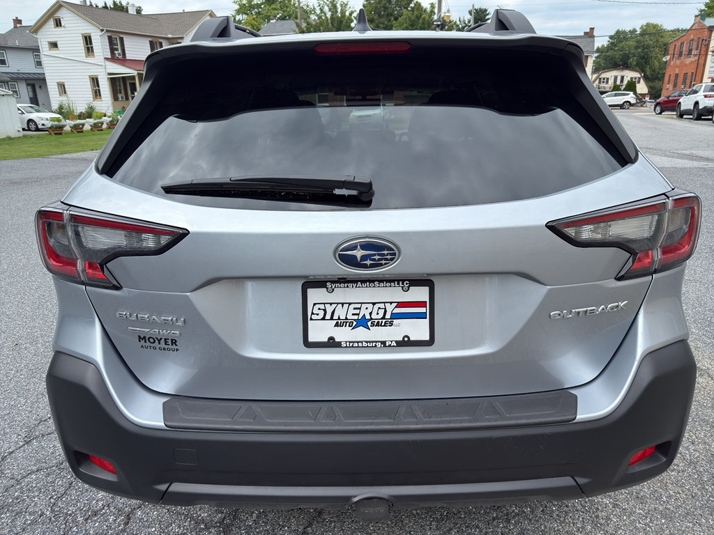 Used 2025 Subaru Outback Premium w/ Popular Package #1A AWD/4WD image 4
