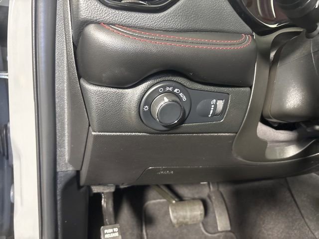 Used 2023 Dodge Durango GT image 15