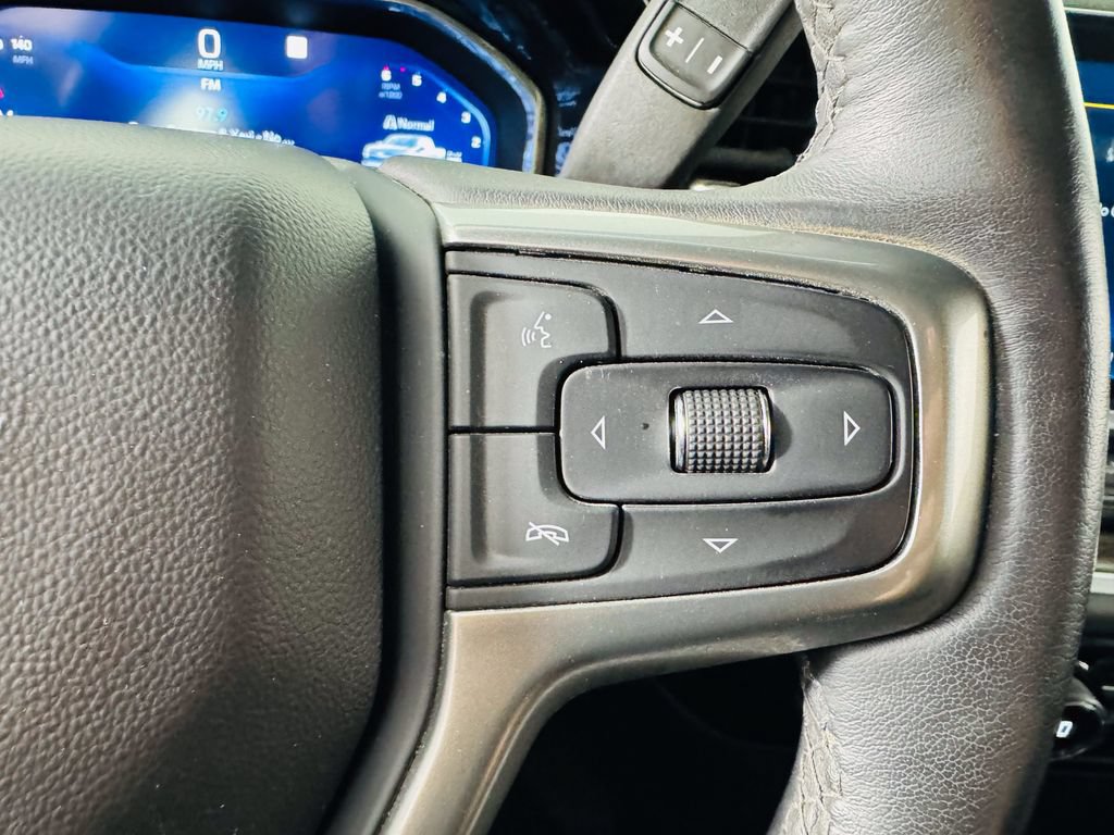 Used 2023 Chevrolet Silverado 1500 LT w/ Z71 Off-Road Package AWD/4WD image 11