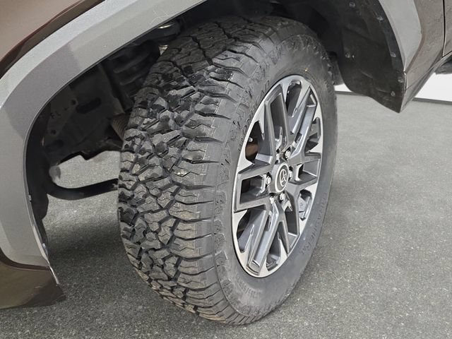 Certified 2023 Toyota Tundra Limited w/ Power Package AWD/4WD image 26