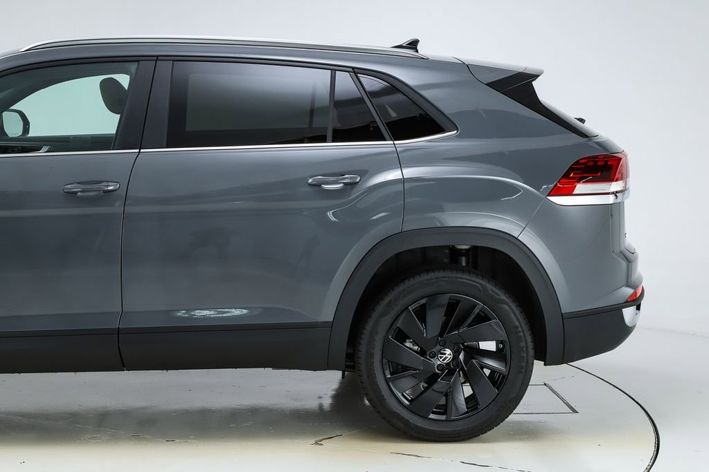 New 2026 Volkswagen Atlas Cross Sport SE image 4