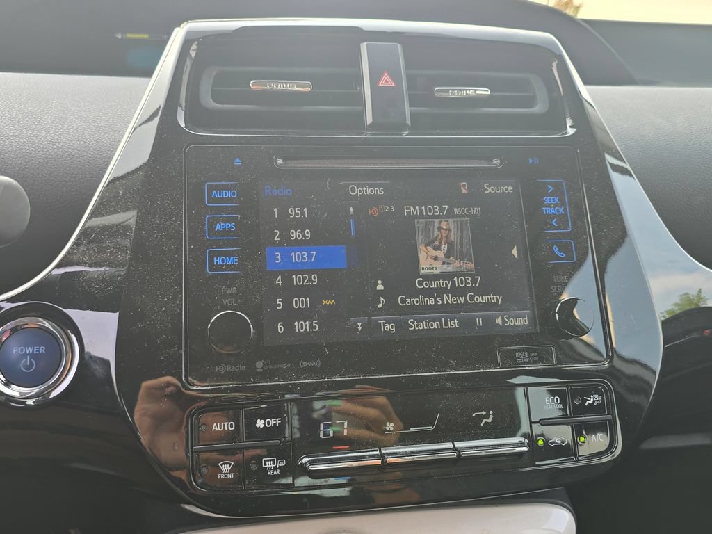 Used 2017 Toyota Prius Four Touring FWD image 31