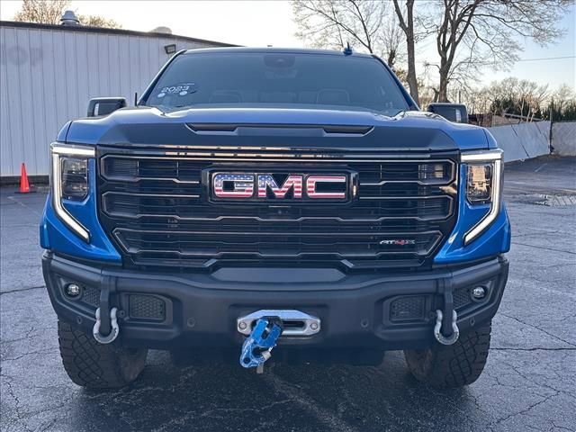 Certified 2023 GMC Sierra 1500 AT4X image 4