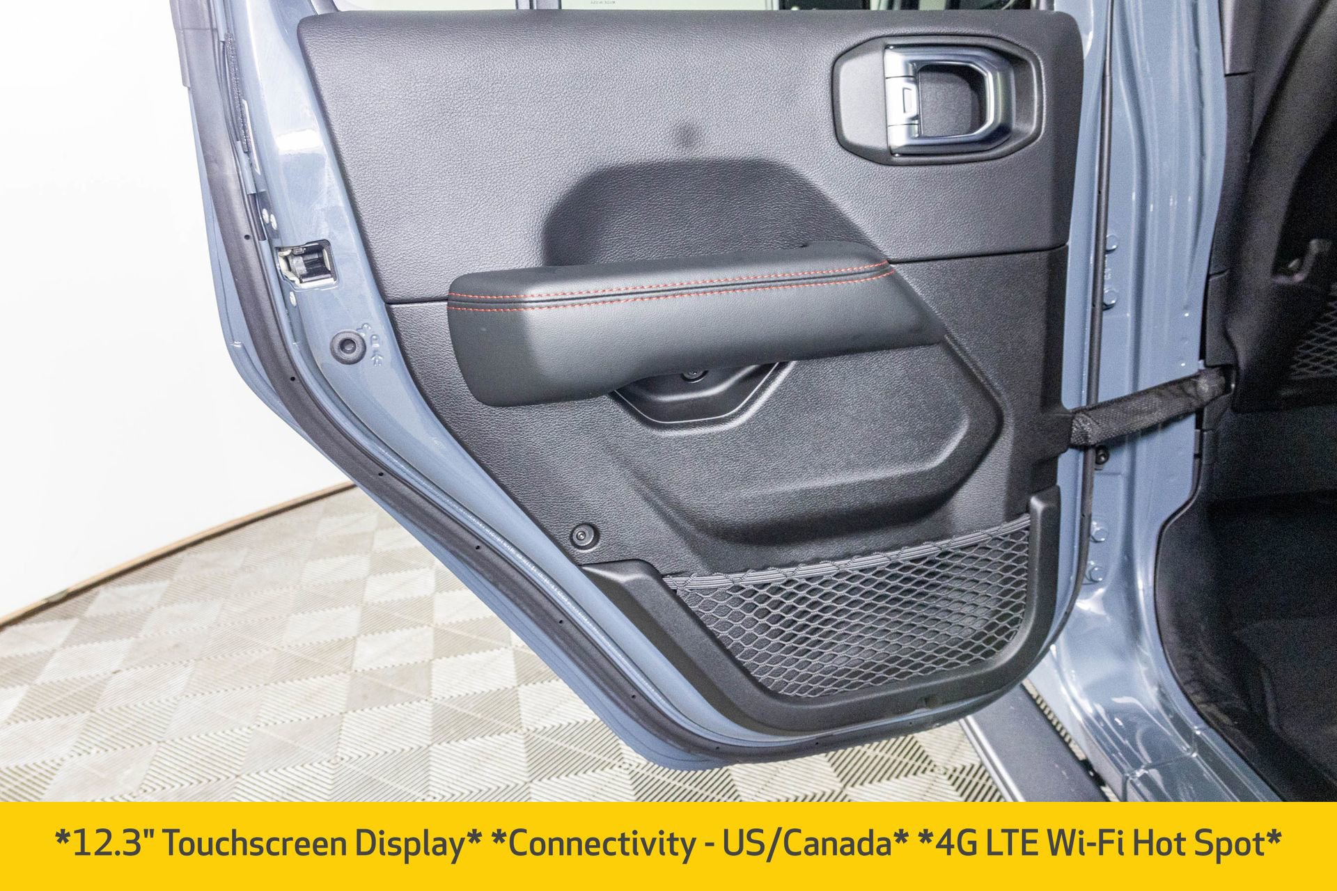 Used 2024 Jeep Wrangler Unlimited Rubicon image 32