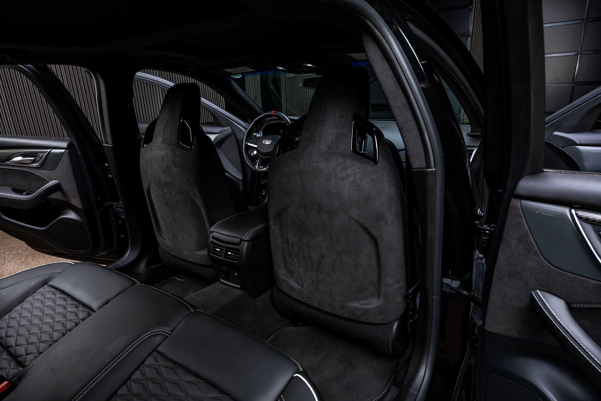 Used 2024 Cadillac CT5 V Blackwing w/ Carbon Fiber Package 2 image 28